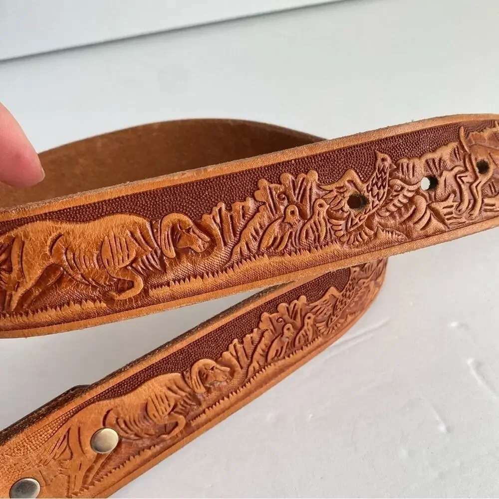 Vintage Tooled Leather Belt Hunting Dog Brown Western ERICA Womens Girls 26‎ XS